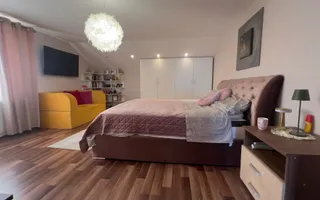 Vilă P+M cu teren de 4.200 mp + Garaj - Onești - Poză 24