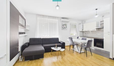 Apartament cu 3 camere | Bloc nou | Zona Lipovei