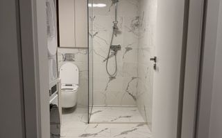 Apartament modern cu 4 camere într-o zonă liniștită aproape de Centru. - Poză 9