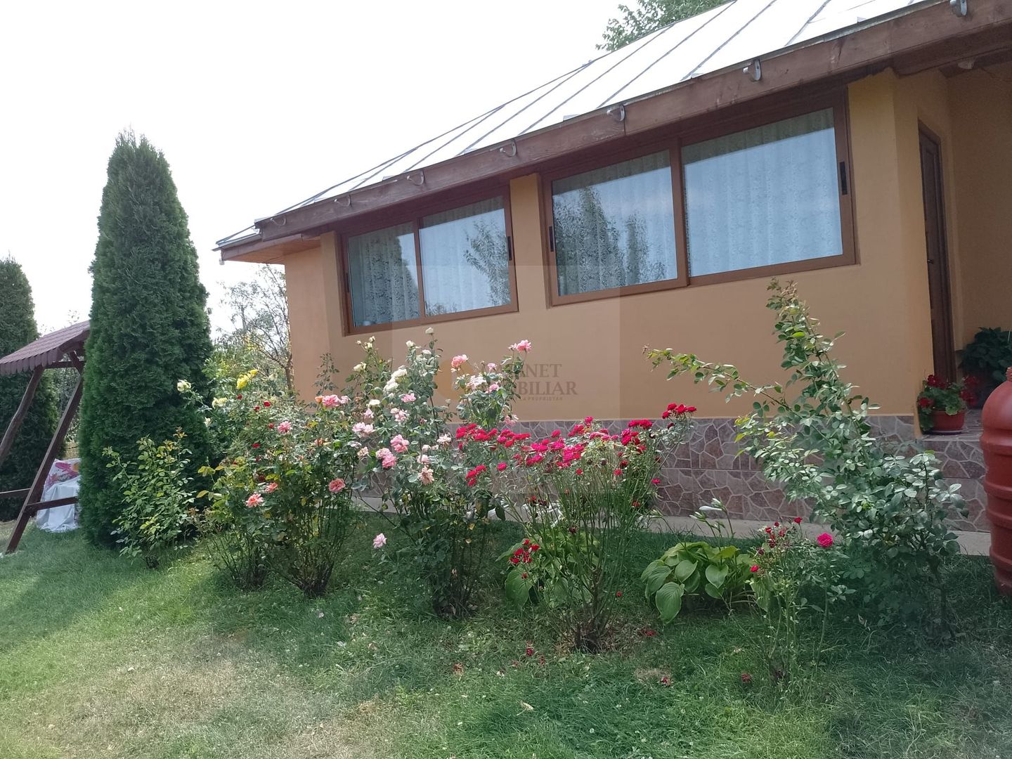 Casă de vacanță modernă cu teren generos –15min de Tecuci - Poză 34