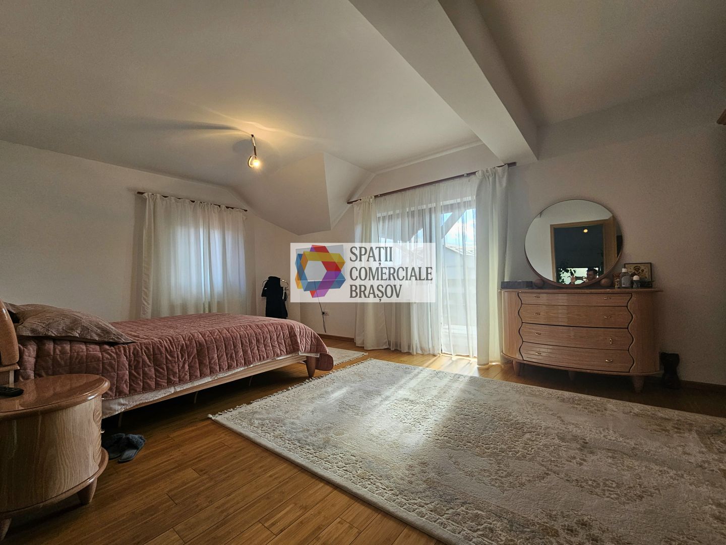 Casă individuala 5 camere de vânzare - zona Tractorul, Coresi - 270 mp - # plus - Poză 22