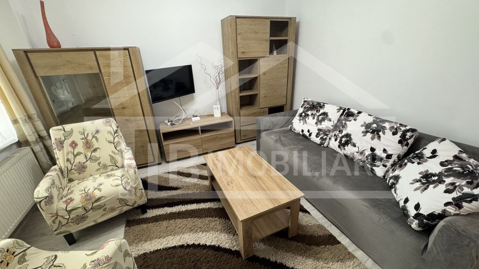 Apartament cu 3 camere,  decomandat, 54 mp, zona E-ON - Poză 2