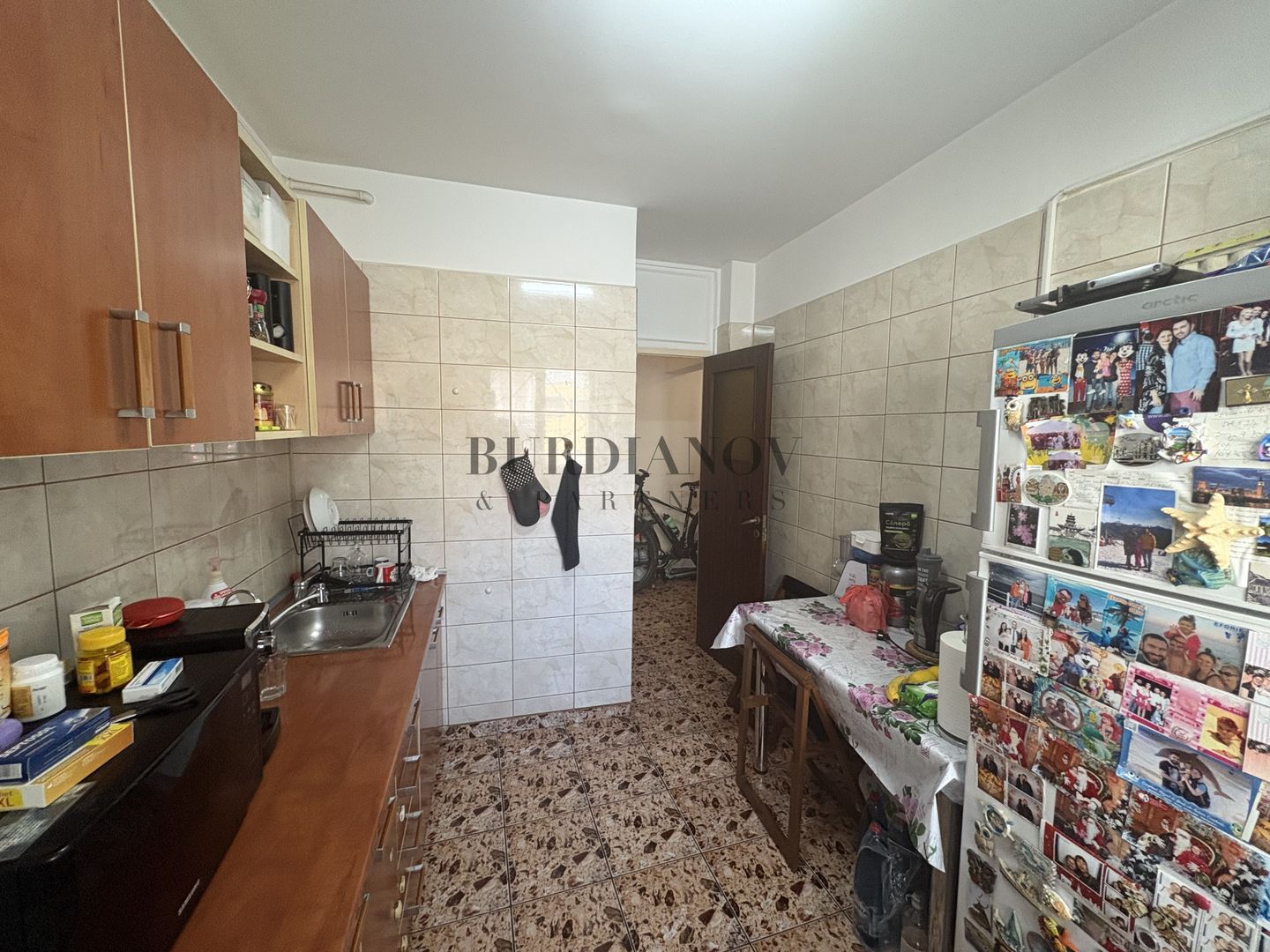 Apartament cu 3 camere - Centrala termica - Rahova - Calea Ferentari 8 - Poză 4