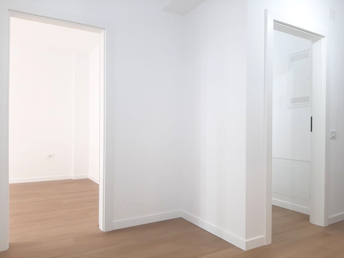 Apartament Nou 2 Camere Balcon 10 MP Lângă Viitoarea Sală Polivalenta - Poză 10