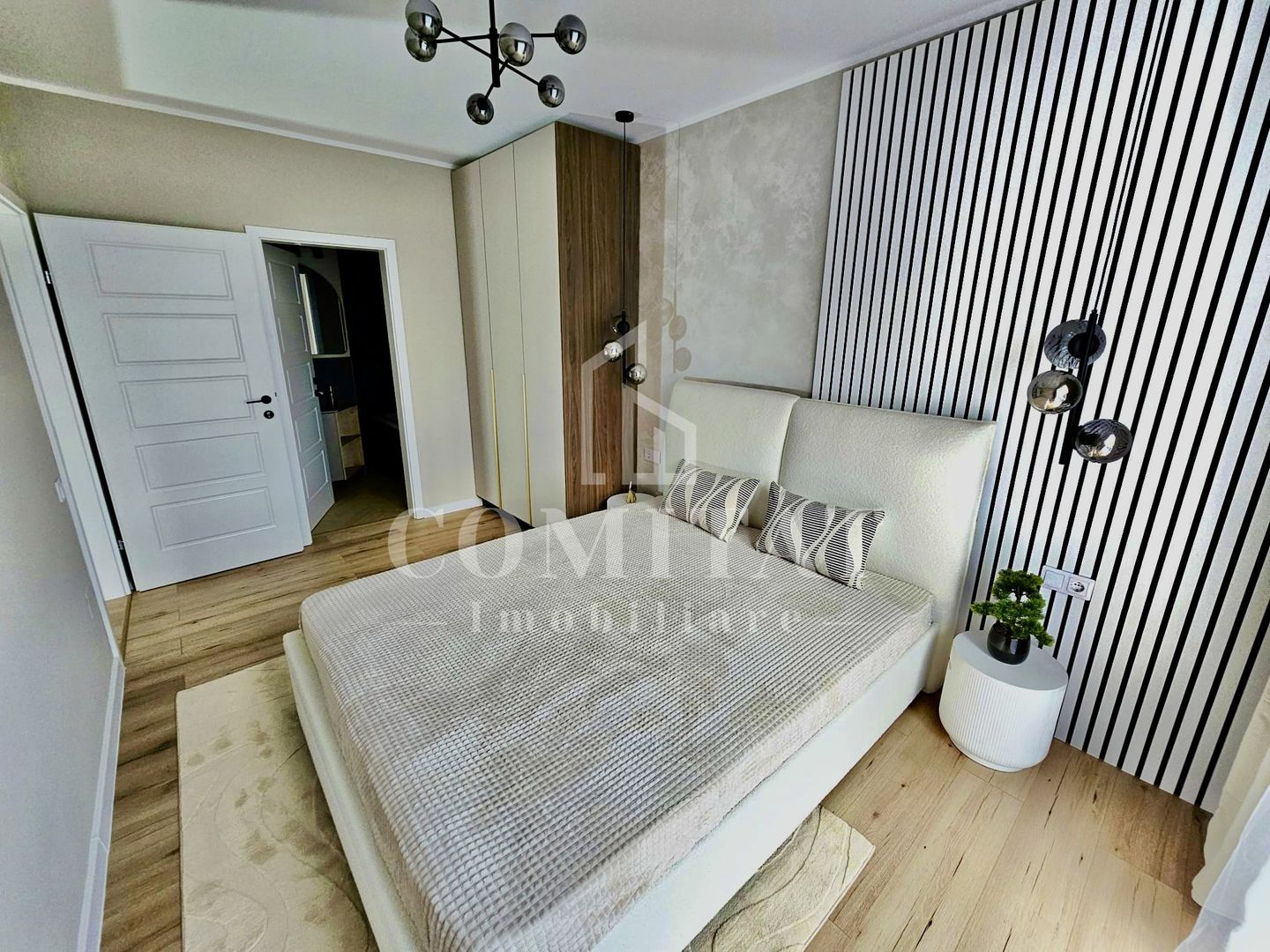 Apartament ultrafinisat | 3 camere | Zona Str Tineretului - Poză 11