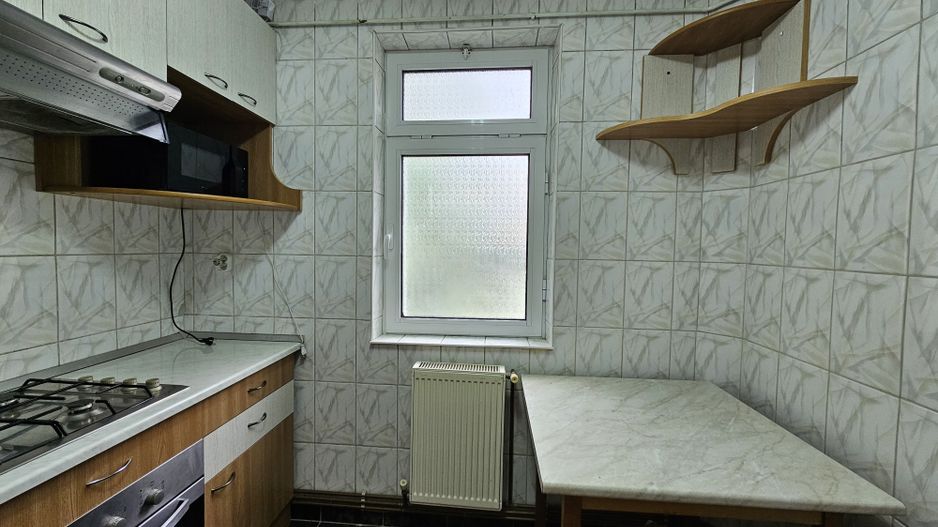 Apartament 2 camere de vanzare, Piața Victoriei centrala proprie - Poză 4