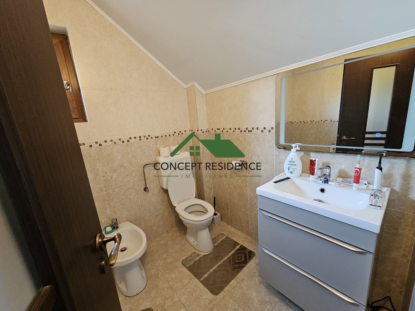 Casă cu vedere panoramică, 300 mp utili – Victoriei, zona Dura - Poză 26