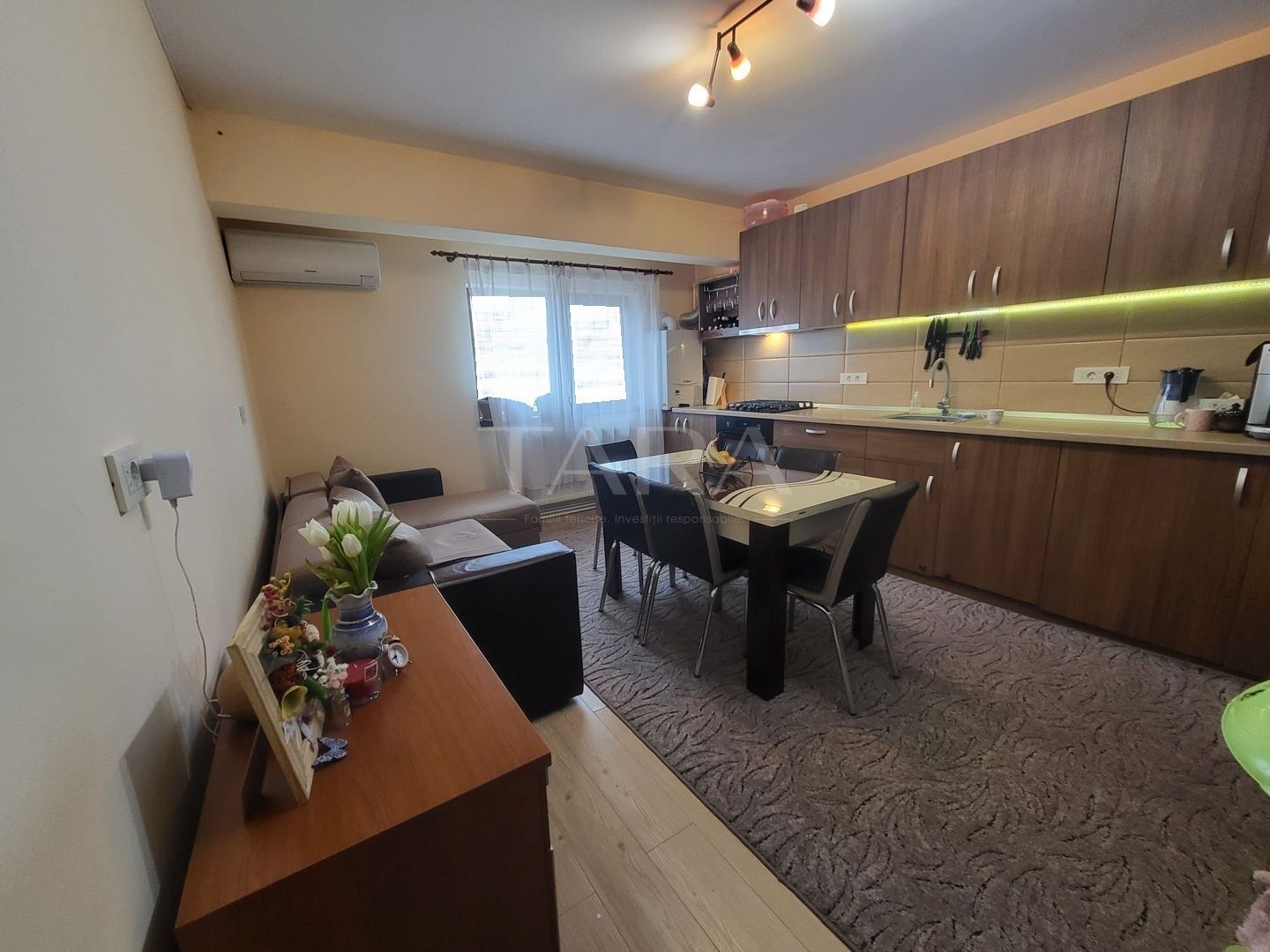 Apartament de 3 camere în Florești, zona liniștită Terra. - Poză 1
