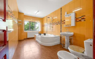 Vilă cu 3 dormitoare - zonă exclusivistă - Poză 14
