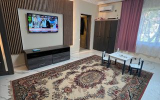 Casă spațioasă de vânzare în Ruși – pentru locuință sau investitie - Poză 4