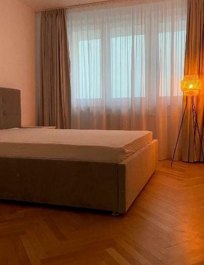 APARTAMENT RECENT RENOVAT ZONA DOROBANTI - Poză 3