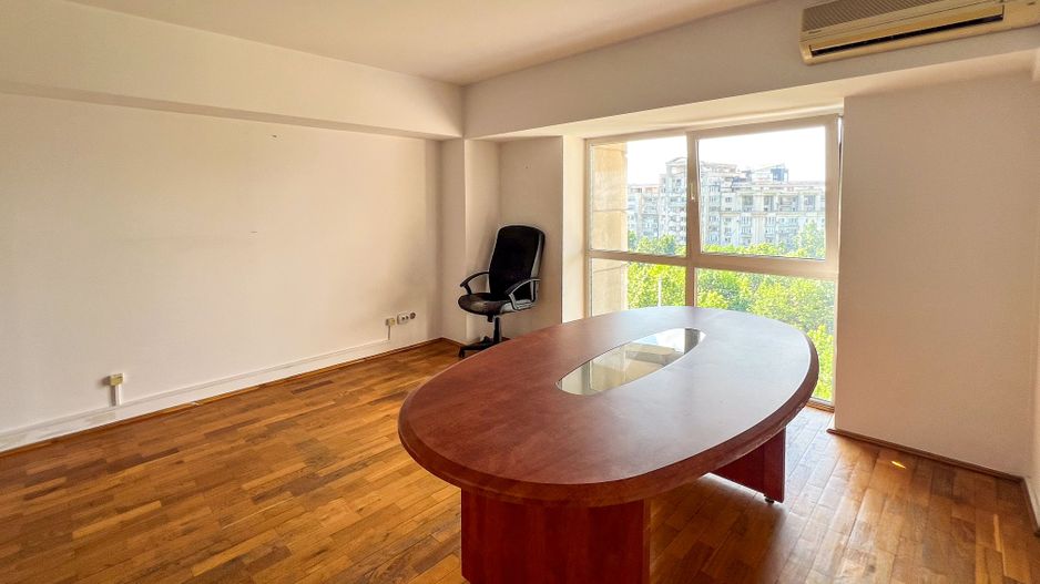 Duplex reprezentativ de închiriat – 240 mp | Bulevardul Unirii 61 - Poză 19