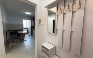 Apartament 3 camere, decomandat, renovat recent, Aradul Nou - Poză 2
