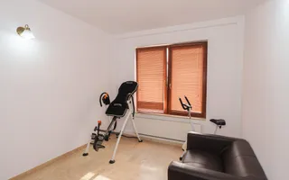 Proprietate Spațioasă Jucu de Mijloc - Ideală ca Locuință sau Afaceri - Poză 11