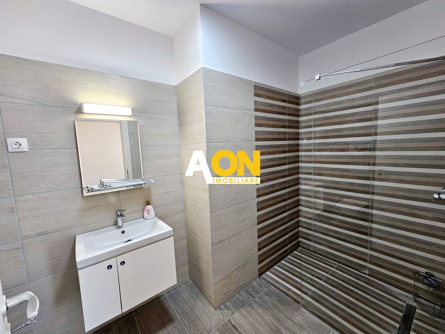 Apartament 2 camere, 65 mp utili, prima inchiriere cartier Transalpina - Poză 11