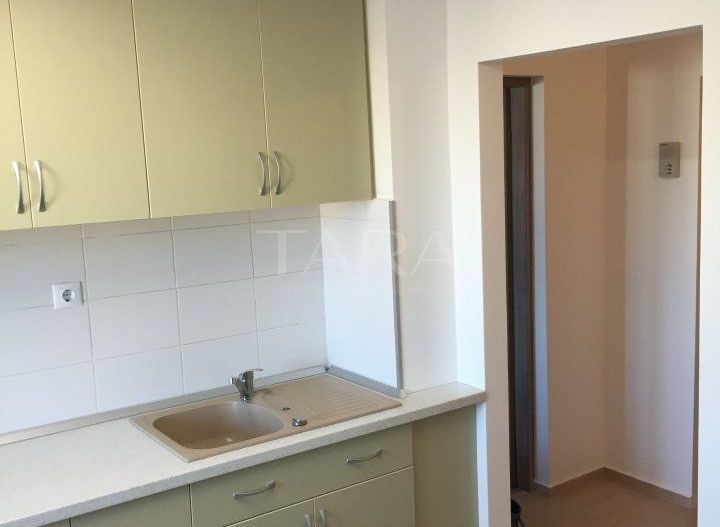 Apartament decomandat Mănăştur complet renovat şi utilat. - Poză 5