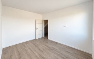 COMISION 0! Duplex finalizat cu 5 camere si 3 bai. Panouri solare. - Poză 6