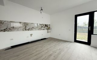 Casa Individuala cu 3 camere, 2 bai, teren 375 mp - zona centrala - Poză 10