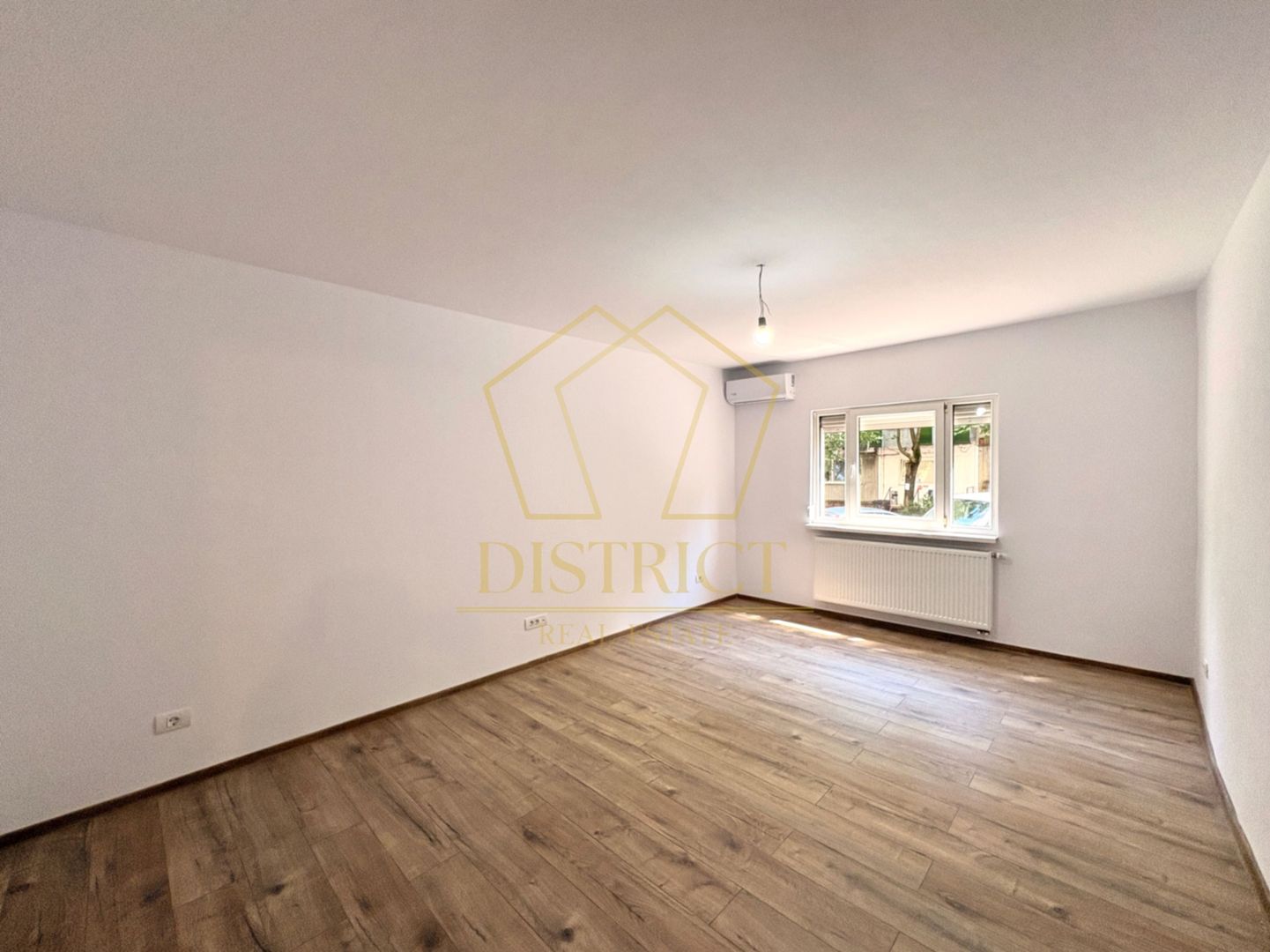 Apartament superb cu 2 camere | Zona Soarelui - Poză 2