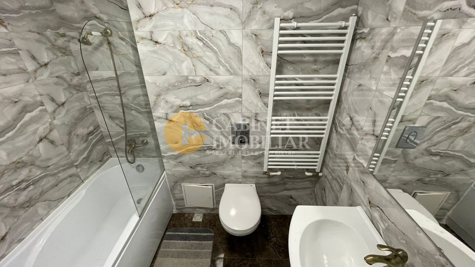 APARTAMENT 2 CAMERE DECOMANDAT - GARA  (RENOVAT) - Poză 2