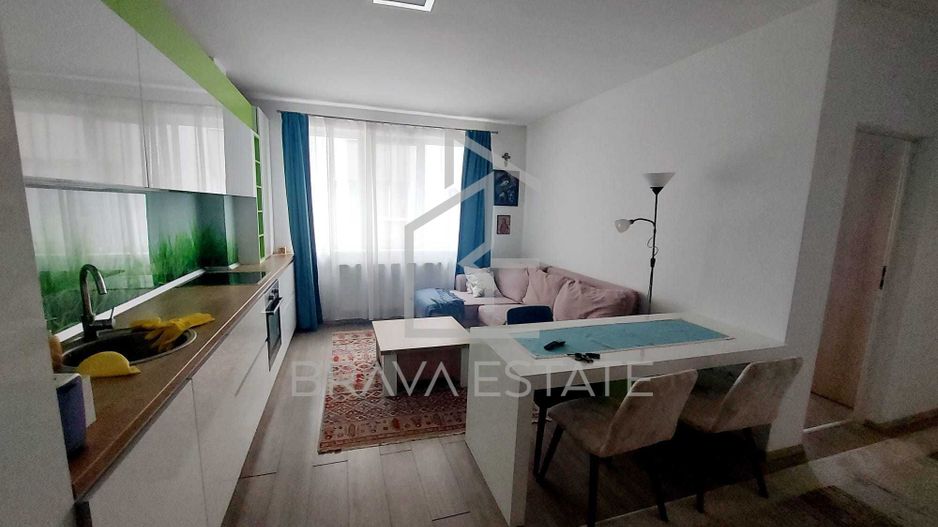 Apartament 3 camere, 53mp, balcon, parcare, zona Vivo - Poză 1