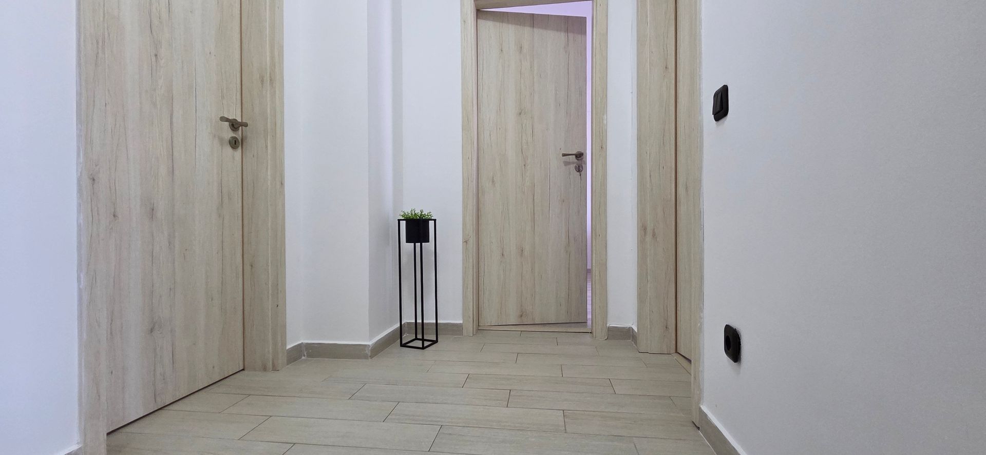 Apartament 2 camere decomandat | bloc 2019|  2balcoane | mobilat - Poză 4