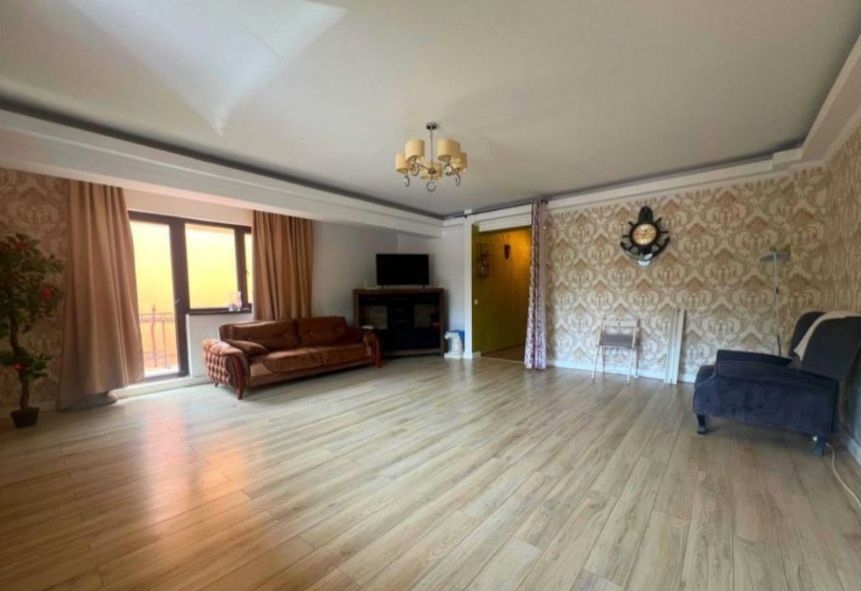 3 camere Baneasa | Regina Maria | bloc 3 etaje | terasa 30mp - Poză 1