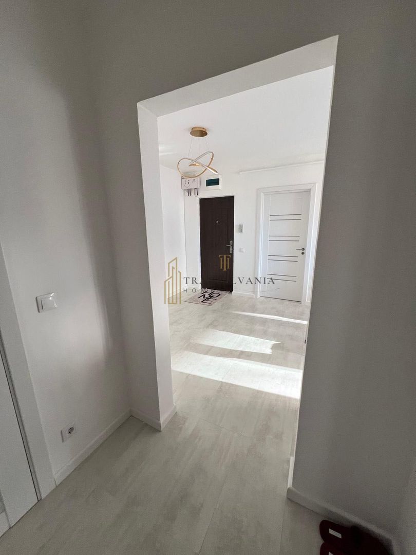 🏡Apartament 3 camere, decomandat, 70 mpu, Zona Iezer-Vasile Aaron - Poză 6