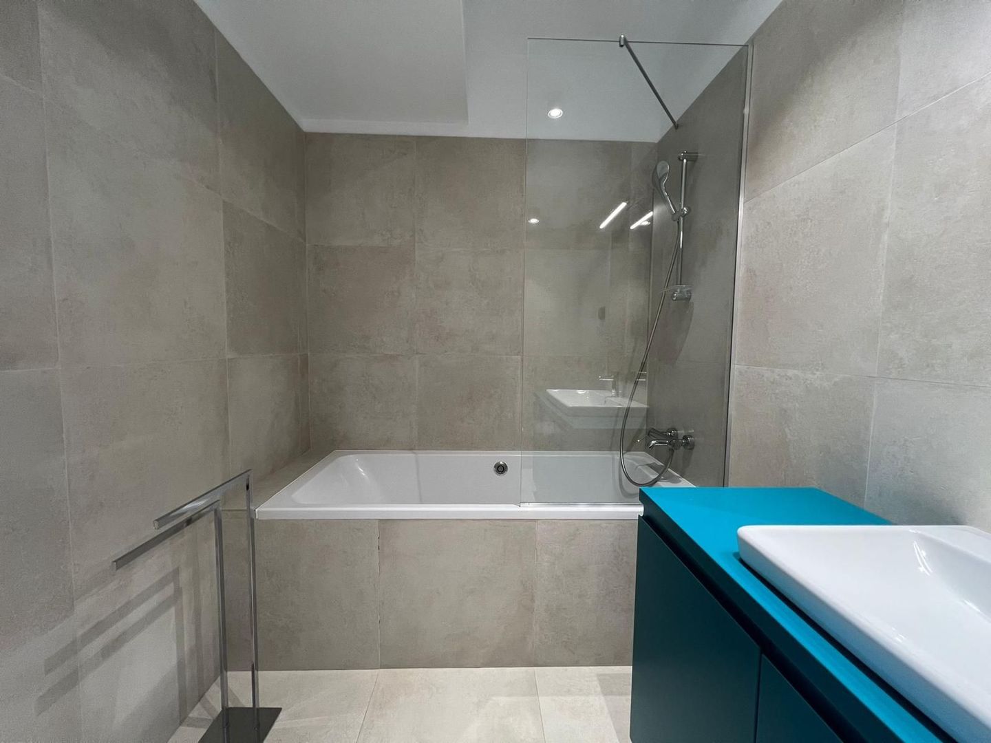 Inchiriere apartament 2 camere 2 bai | Gafencu 49 Residence - Poză 11