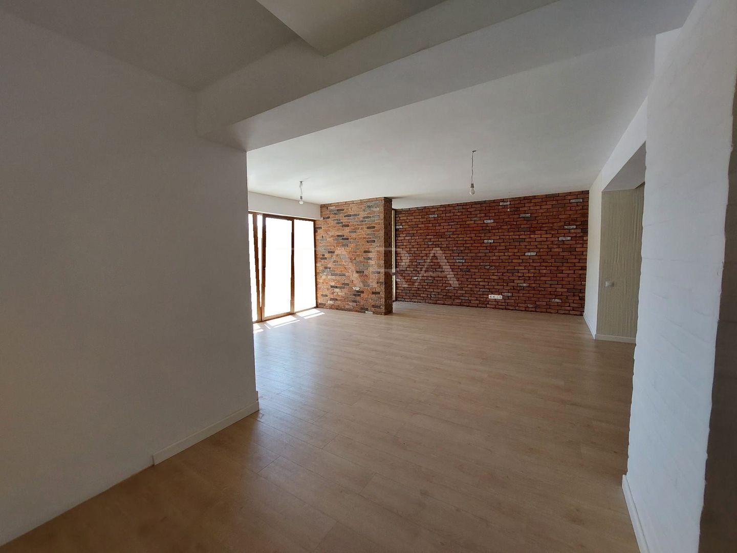 Panoramă superbă și terase impresionante, 4 camere lânga Vivo. - Poză 4