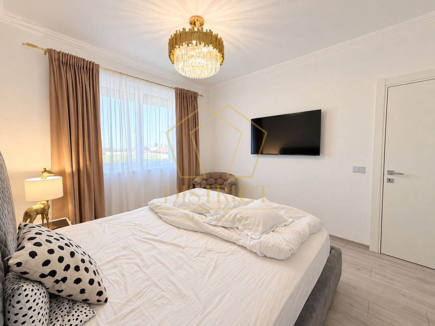 Apartament cu 2 camere mobilat de Lux | Etaj intermediar | in Giroc la asfalt. - Poză 9