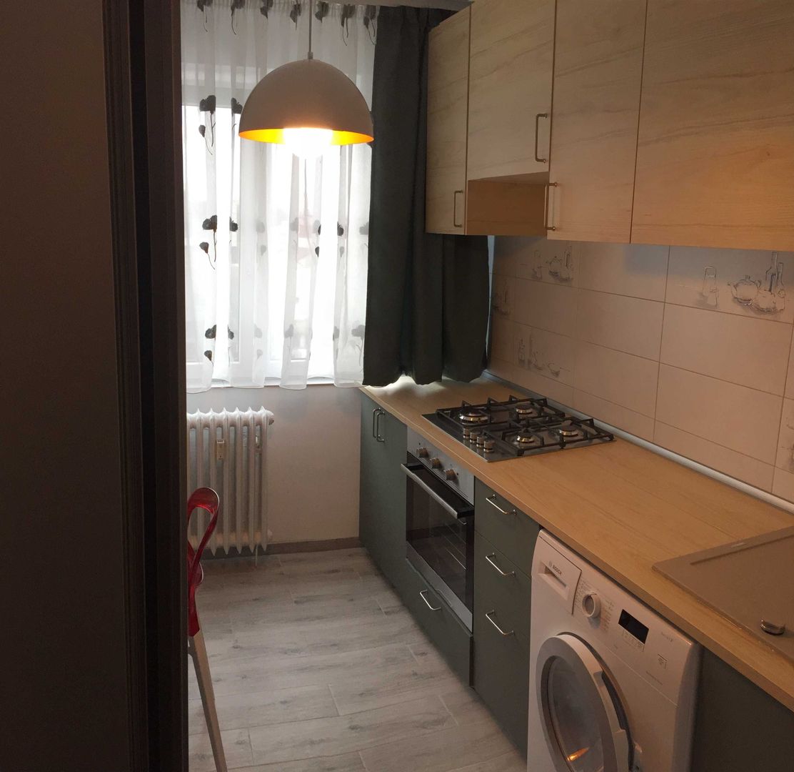 APARTAMENT CU LOC PARCARE ZONA PIATA MUNCII - Poză 3