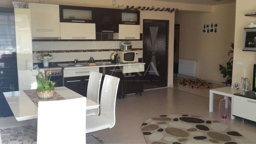 Apartament zona Florilor, parcare inclusa, disponibil imediat. - Poză 2