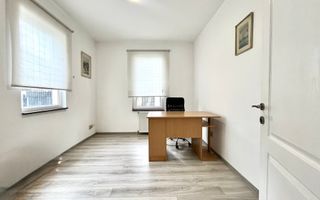 Casă luminoasă cu curte și garaj, perfectă pentru familie | Braytim - Poză 26