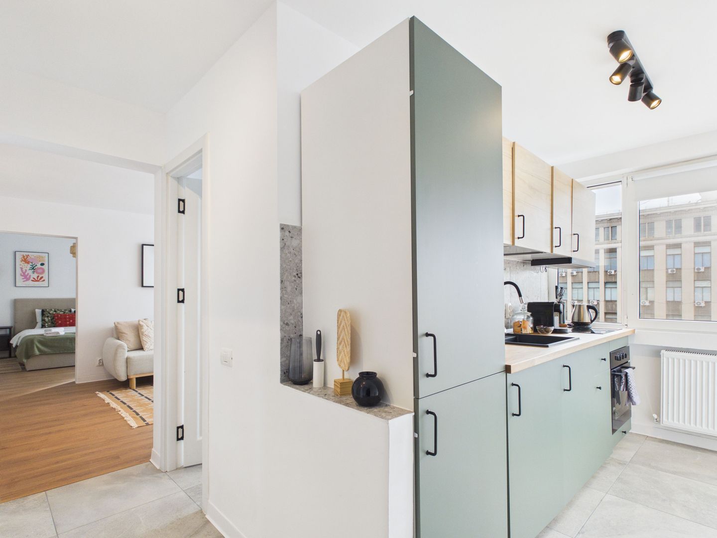 Apartament 2 camere complet renovat 2025 | Km 0 București | - Poză 3