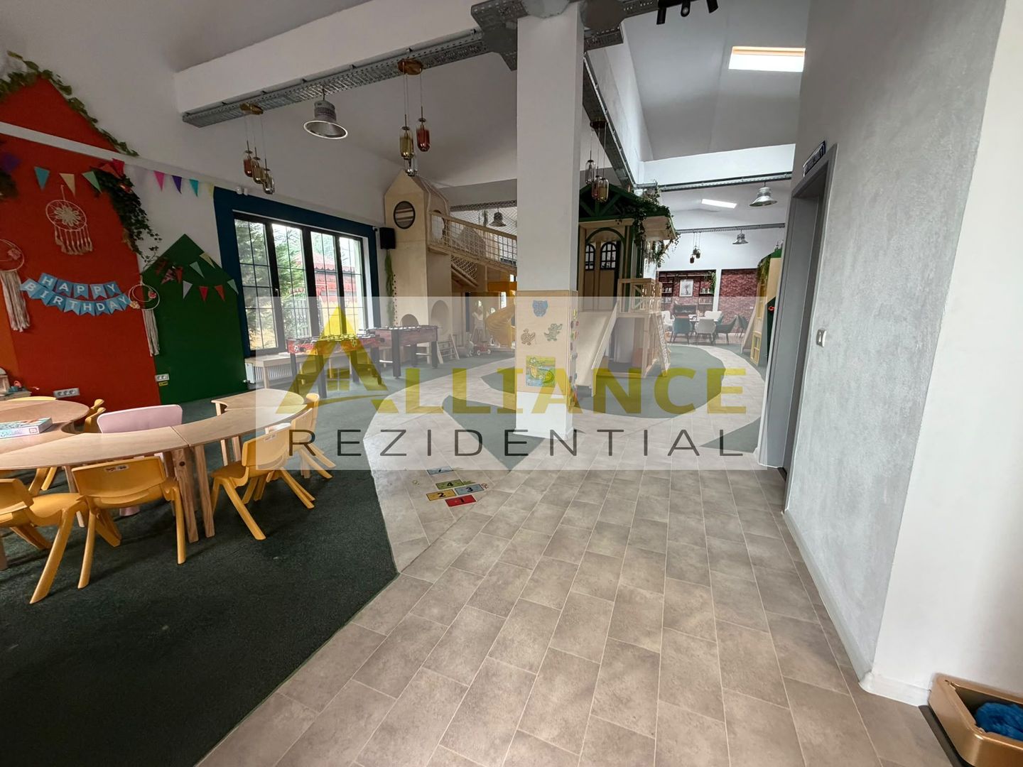 RESTAURENT +N LOC DE JOACA - 1500MP TEREN - 1.850.000EUR - Poză 16