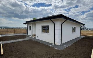 Casa invidiuala cu 4 camere si 2 bai - plan drept - Poză 3