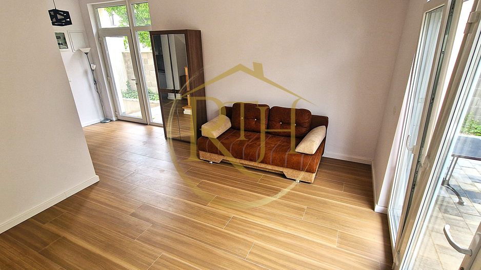 Apartament SAD de închiriat într-un triplex  – locuință sau diverse activități - Poză 4