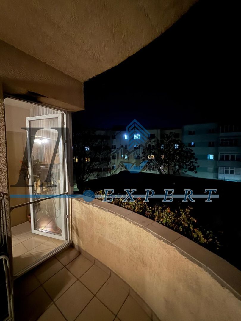 Apartament de vânzare cu 3 camere zona Stadion - Poză 8