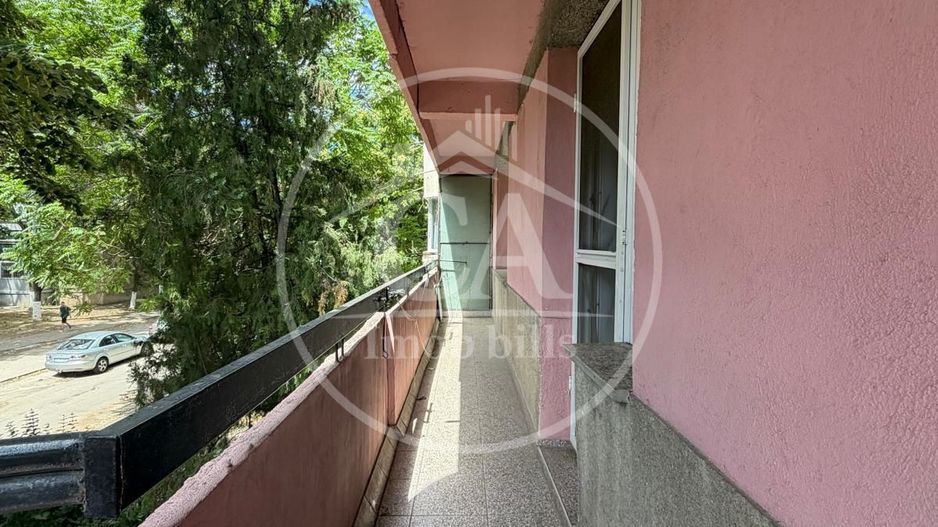 Apartament de vânzare cu 4 camere în zona Decebal, Oradea - Poză 11