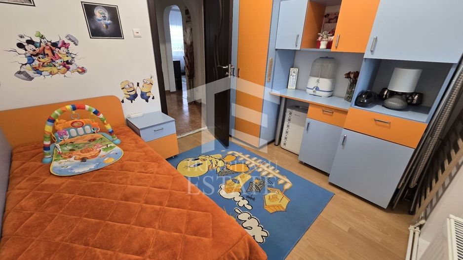INEL I - Apartament cu centrala pe gaz, loc de parcare si pod de 60 mp - Poză 19