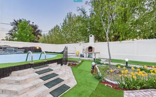 Proprietatea ideala pentru investitie sau locuit pe Str. 16 Februarie - Poză 54