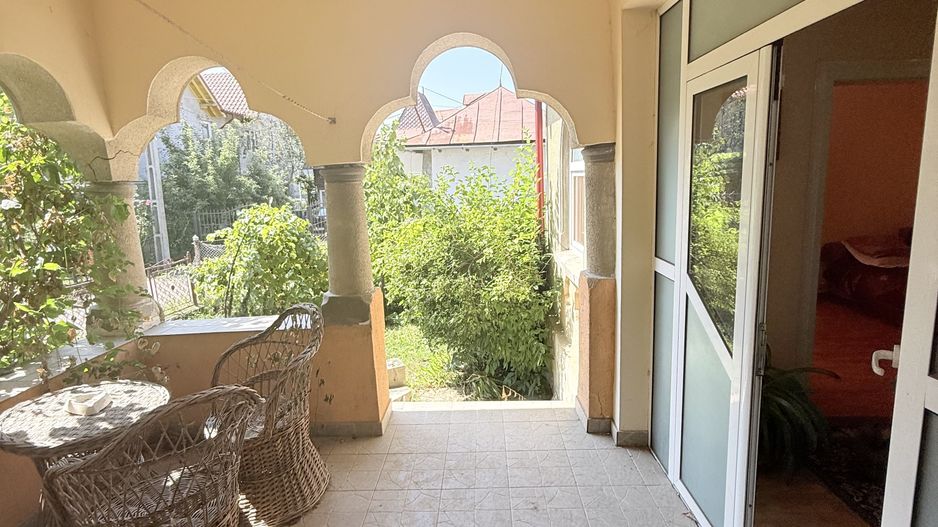 Casa interbelică cu arhitectură deosebită+Anexa și teren 1570 mp - Poză 23