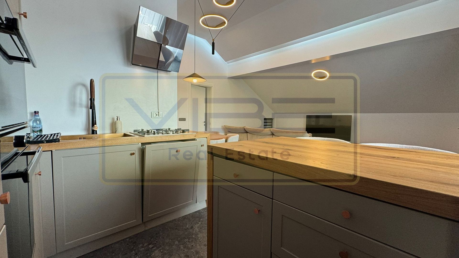 Apartament premium 3 camere + terasa Podul de Fier - Poză 11