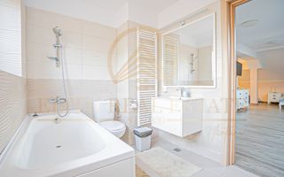 Ultracentral - Proprietate comercială P+M la 200 m de mare. - Poză 47