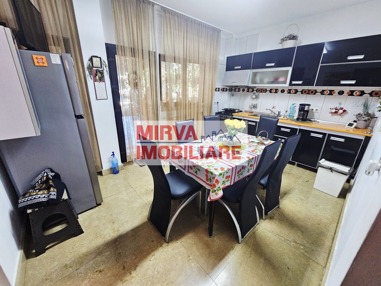 🏡 Casă deosebită – 2 unități locative, 6 dormitoare, zona Albert - Poză 94