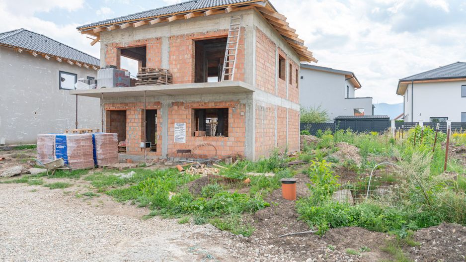 Casă Individuală în Bartolomeu, Brașov - Vânzare ”La Roșu”! - Poză 1