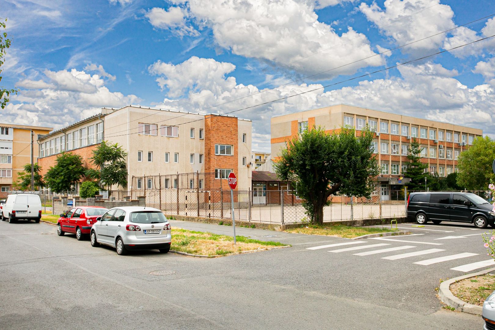 Vandut Apartament cu 3 camere la parter, in Micalaca - Poză 9