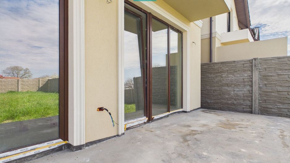 Duplex spațios 102 mp utili, teren 350mp in Covaci - Poză 31