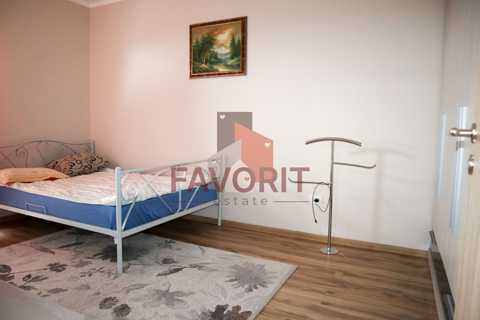 Bloc nou. Zona Buziasului . Langa noul stadion - Poză 5